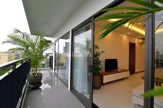 Tôi cần bán gấp tòa nhà phố Trịnh Công Sơn, Q Tây Hồ DT 205  x 9 tầng,