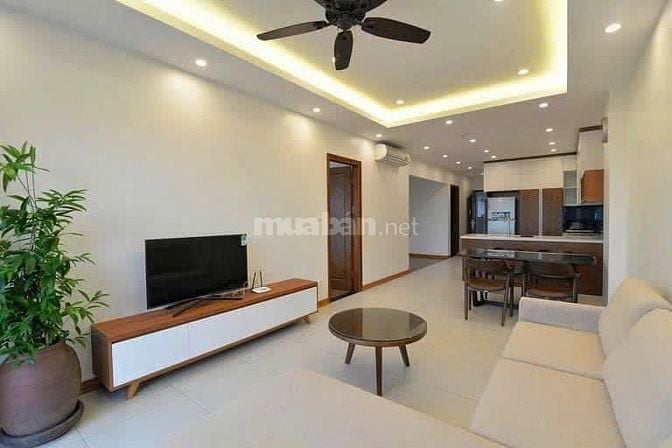 Tôi cần bán gấp tòa nhà phố Trịnh Công Sơn, Q Tây Hồ DT 205  x 9 tầng,