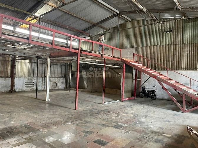 Cho thuê kho Gần Cầu Tham Lương Q12_Diện tích 14*25 350 m²,có gác lửng