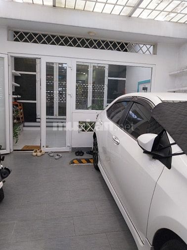 Villa mini mặt tiền Trung Mỹ Tây 4
