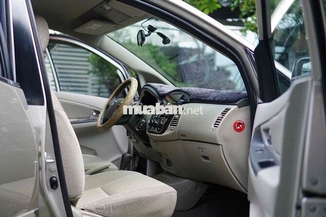 Toyota Innova 2015 G - tự động 57000 km