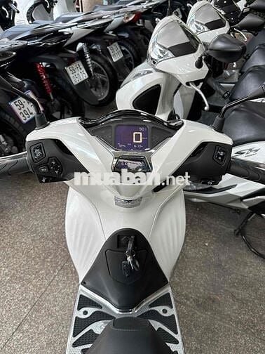 Honda SH 125i 4/2025 Màu Trắng BSTP Chính Chủ