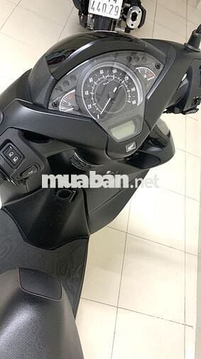 Sh 150i chạy 19k km, tình trạng rất mới, đen nhám