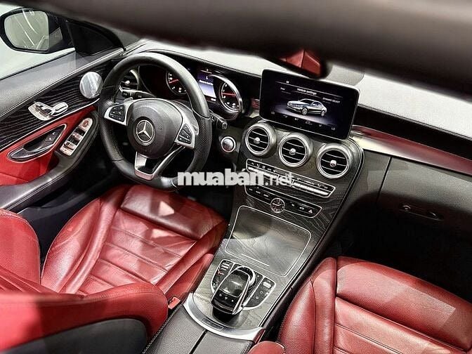 Mercedes Benz C300 AMG 2017 - 61000 km