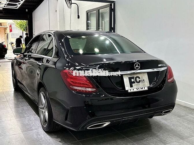 Mercedes Benz C300 AMG 2017 - 61000 km