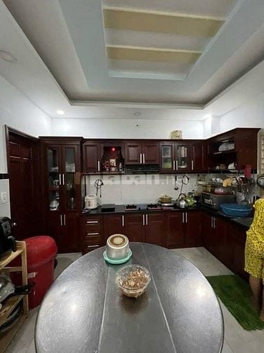 Chính chủ kẹt tiền cần bán gấp nhà hẻm 5m Tống Văn Trân, Q11, Chỉ 2.57