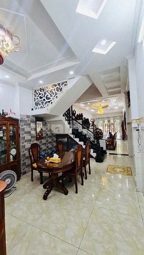 Mặt tiền khu Tên Lửa ViP đường số 34 dt80m2 đúc 4 tầng 5pn Q. Bình Tân