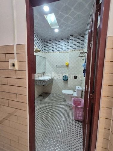Mặt tiền khu Tên Lửa ViP đường số 34 dt80m2 đúc 4 tầng 5pn Q. Bình Tân