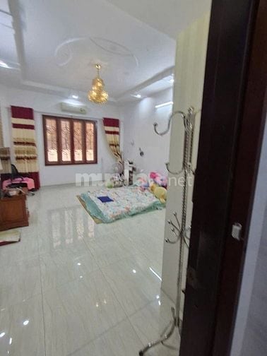 Mặt tiền khu Tên Lửa ViP đường số 34 dt80m2 đúc 4 tầng 5pn Q. Bình Tân