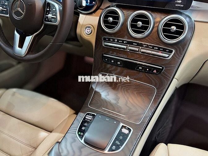 Mercedes Benz GL 200 4MATIC 2021 - 89000 km