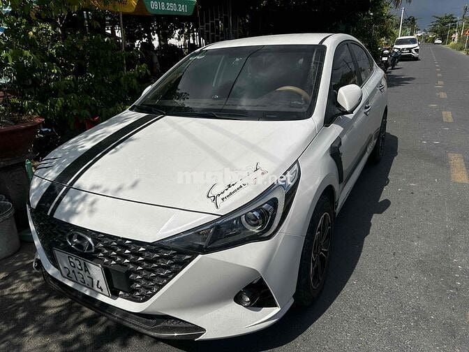 Hyundai Accent 2022 1.4 AT - 30000 km