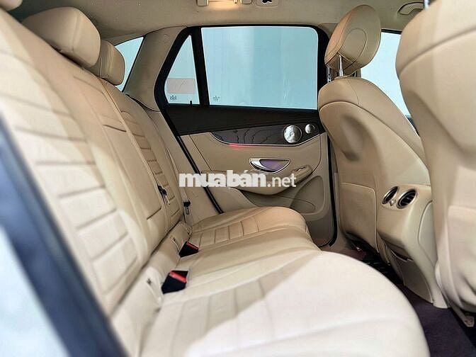 Mercedes Benz GL 200 4MATIC 2021 - 89000 km