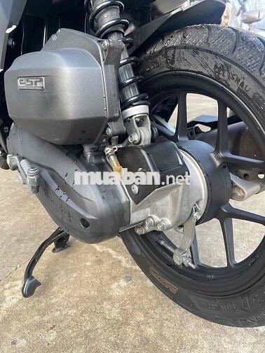 Vario 150 date 2018 mẫu cũ chính chủ 60 có trả gop