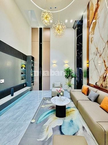 Chính chủ bán gấp nhà Nguyễn Phúc Nguyên, Quận 3 giá 2Tỷ650 hẻm 6m oto