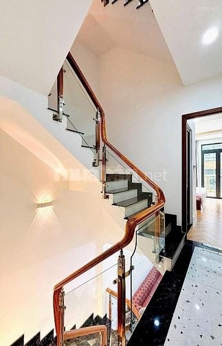 Chỉ với 2,460tỷ bạn đã sở hữu căn nhà Đường Đỗ Thị Lời p9 q3