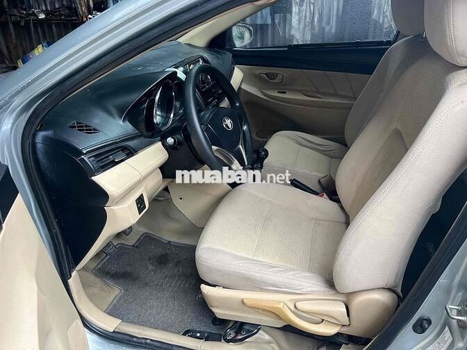 Toyota Vios 2015 bản E  ngay chủ đăng kiểm mới