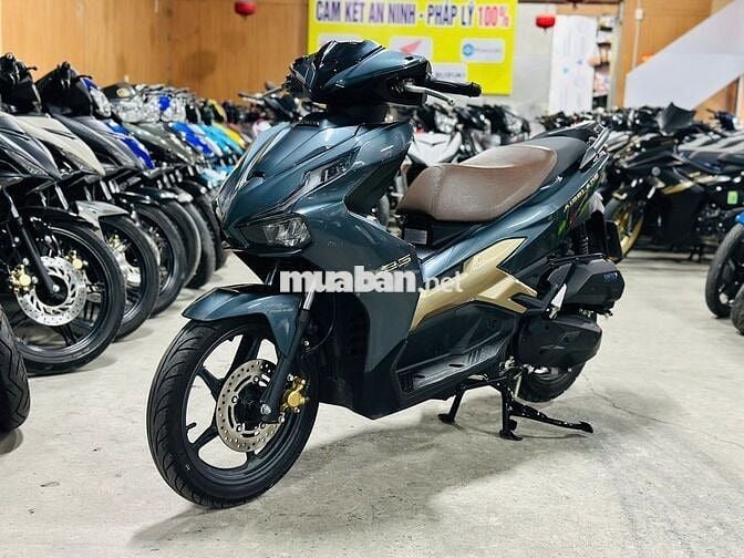 XE MÁYTHANH TÙNG_AIR BLADE 125 XANH ĐÁ CỰC MỚI 99%