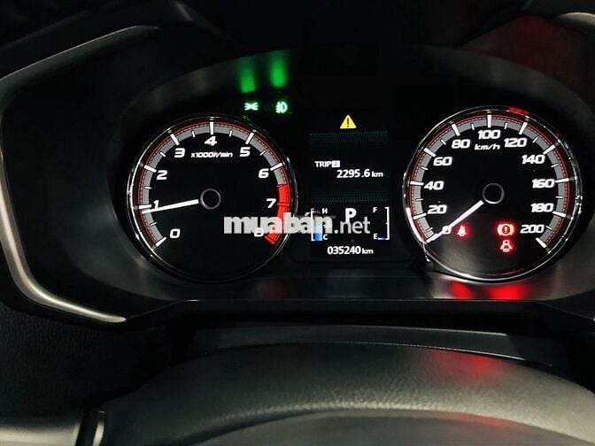 Mitsubishi Xpander 2022 Premium 1.5 AT - 35000 km