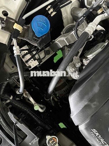 Mazda 3 2016 có cửa sổ trời, màn hình dài. 1.5AT
