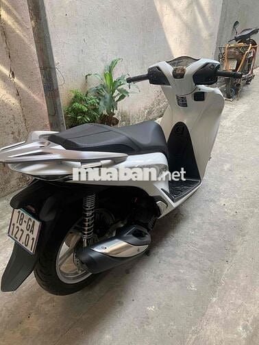 SH 125i chính chủ mới mua tháng 1/2025 đi 3000km