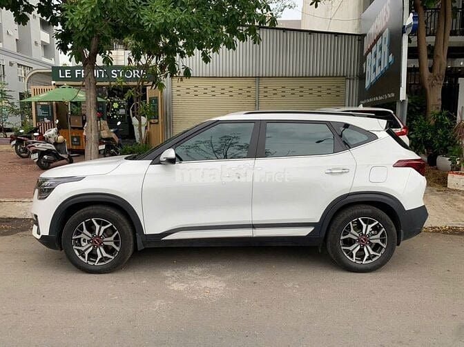 Kia Seltos 1.4 Turbo Premium - Xe Nhà, Một Đời Chủ