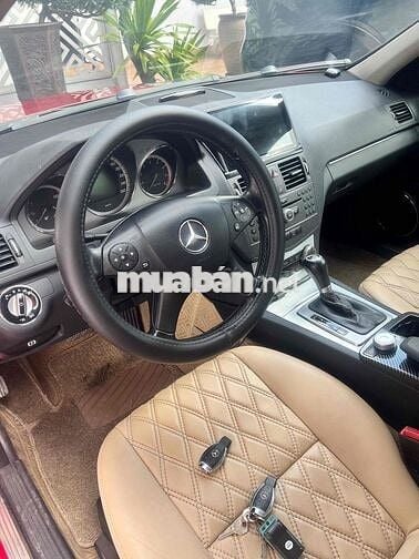 Mercedes Benz C Class 2010 C300 - 140000 km