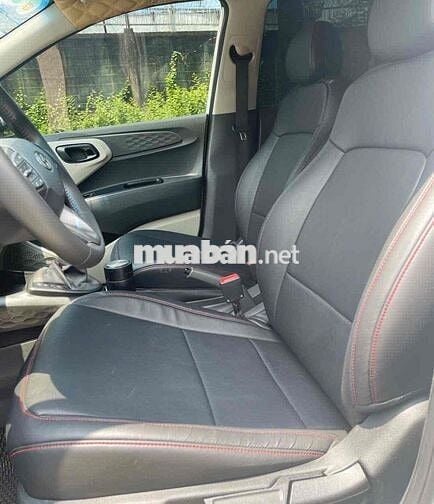 Hyundai Grand i10 2022 1.2 Sedan AT giá 315 triệu