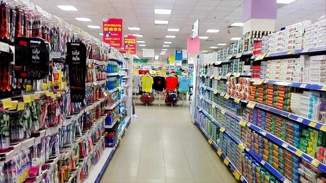 Bổ sung nhân viên bán hàng, tạp vụ, bảo vệ làm việc tại siêu thị