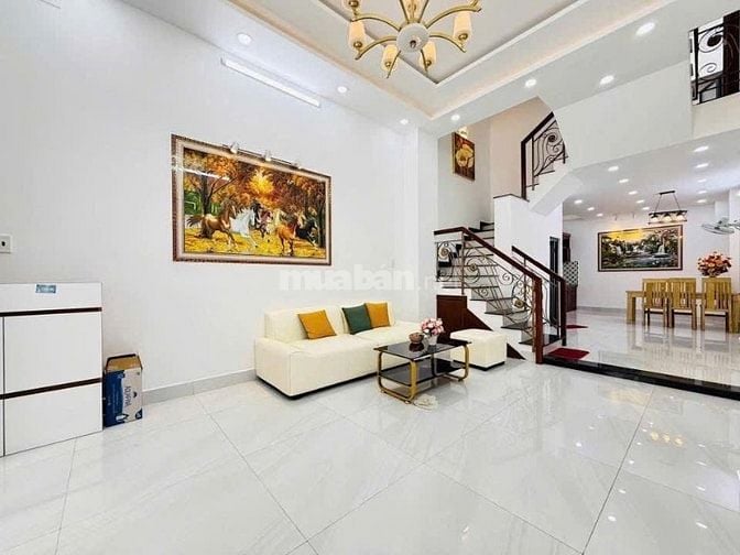 Bán nhà đ.Nguyễn Đình Chiểu Q3. 42m2/3tỷ150. Hẻm oto SHR chính chủ