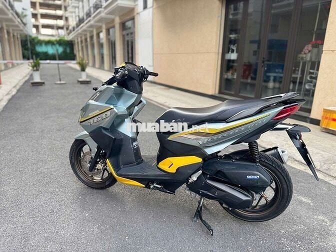 Vario 160 ABS đời 2022 màu trắng