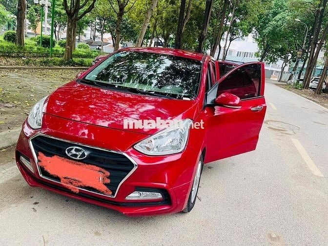 Bán i10 Sedan AT 2018 màu đỏ – 6.8 vạn km, lốp Mic