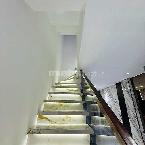 Nhà đẹp giá rẻ ở ngay Dã Tượng, P13, Q8| Giá 2 tỷ 430 | 38m2