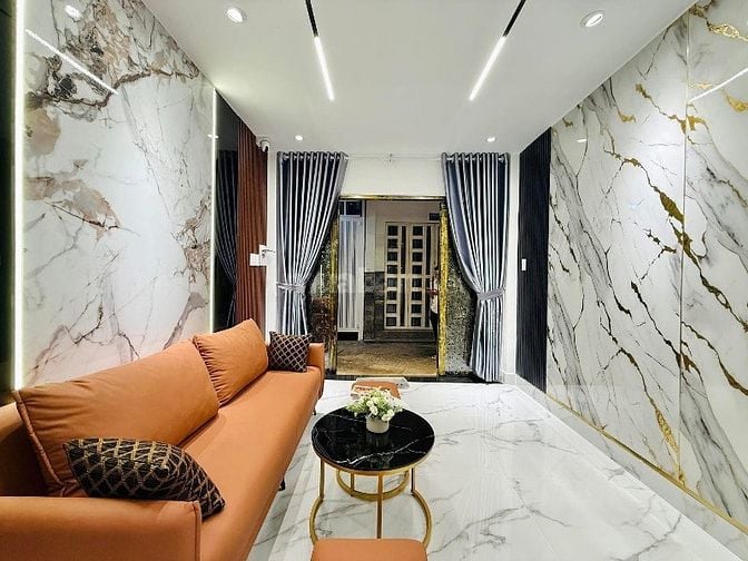Nhà đẹp giá rẻ ở ngay Dã Tượng, P13, Q8| Giá 2 tỷ 430 | 38m2