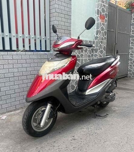 Victoria đĩa bay đẹp, máy êm thì thầm bao vọt