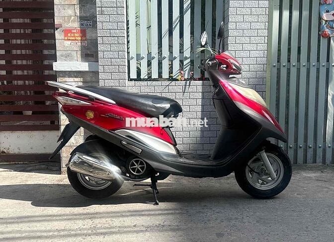 Victoria đĩa bay đẹp, máy êm thì thầm bao vọt