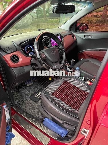 Bán i10 Sedan AT 2018 màu đỏ – 6.8 vạn km, lốp Mic