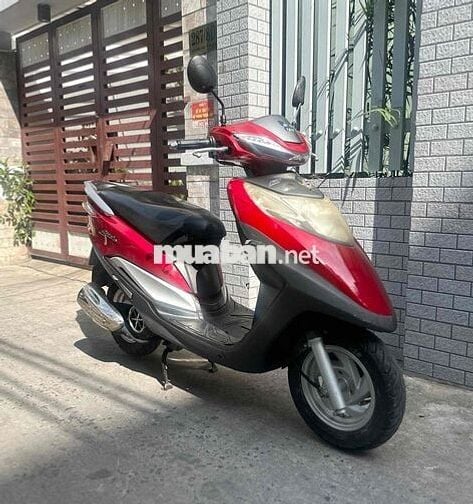 Victoria đĩa bay đẹp, máy êm thì thầm bao vọt