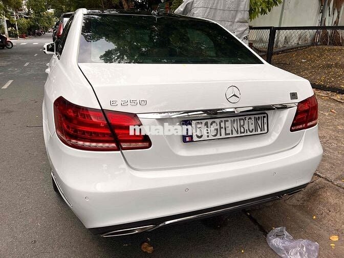 Mercedes Benz E Class 2015 E250 - 65000 km
