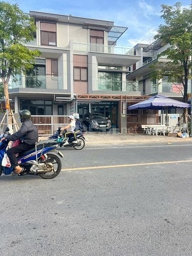 Cho thuê MB Kinh đường 18 KĐT Đông Tăng Long, TP. Thủ Đức