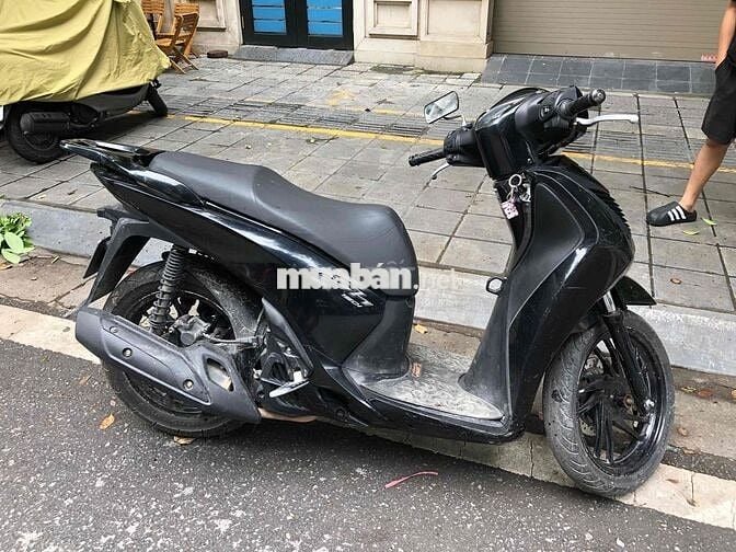 Xe Sh 150 chính chủ đang sdung muốn bán
