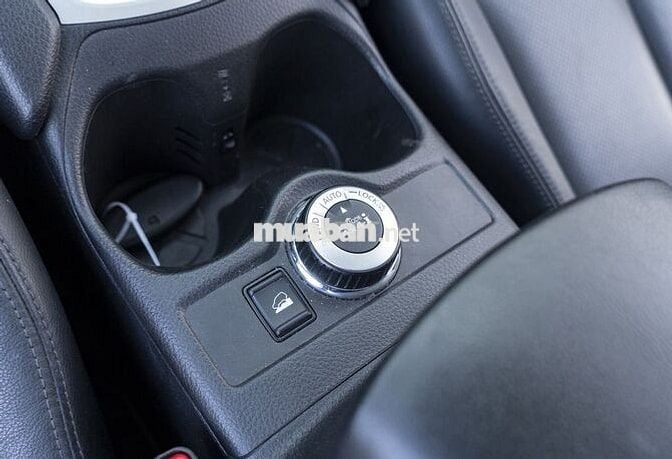 Nissan X trail 2.5 SV Premium 4WD 2019 - 64000 km