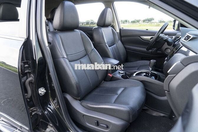 Nissan X trail 2.5 SV Premium 4WD 2019 - 64000 km
