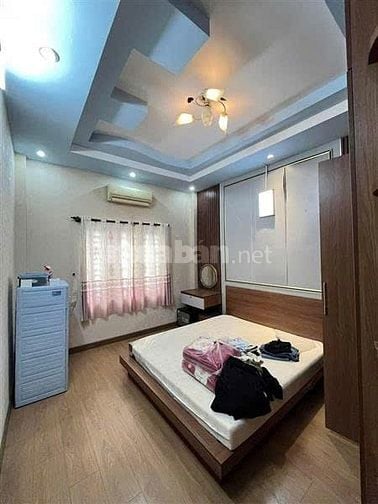 Nhà Phố 03 Tầng, 77 Tân Quy, DT~50m2. 