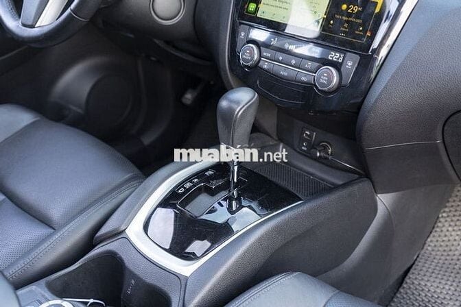 Nissan X trail 2.5 SV Premium 4WD 2019 - 64000 km