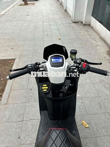 Xe cuxi cực chất