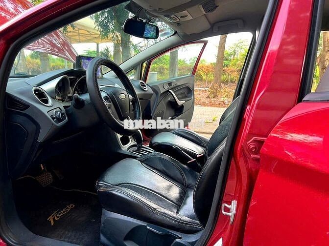 Ford Fiesta 2011 1.6 AT - Đỏ đẹp