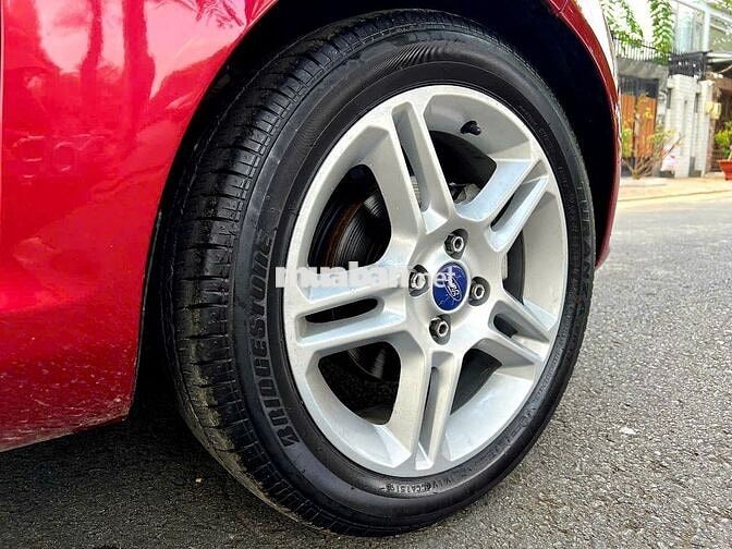 Ford Fiesta 2011 1.6 AT - Đỏ đẹp