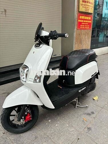 Xe cuxi cực chất