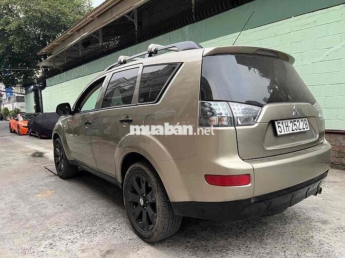 Mitsubishi Outlander 2008 3.0 AT - 150000 km