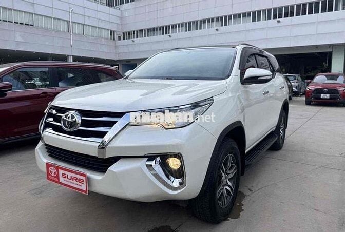 Toyota Fortuner 2017 2.7V 4x2 AT - HÃNG BH 1 NĂM